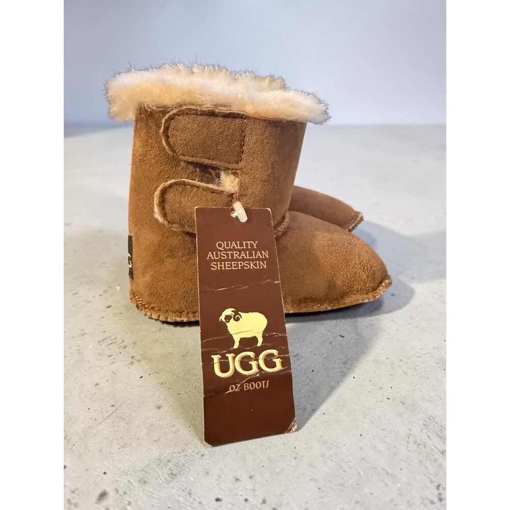 UGG Australia Baby Toddler Size L Erin Chestnut Sheepskin Boots Booties